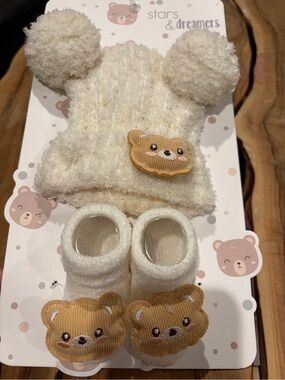 Cream Baby Hat and Booties Set with Bear Appliqués